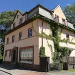 Апартаменты Am Hegebach Mit Netflix Und Parkplatz Self Check-in Oelsnitz (Erzgebirge)
