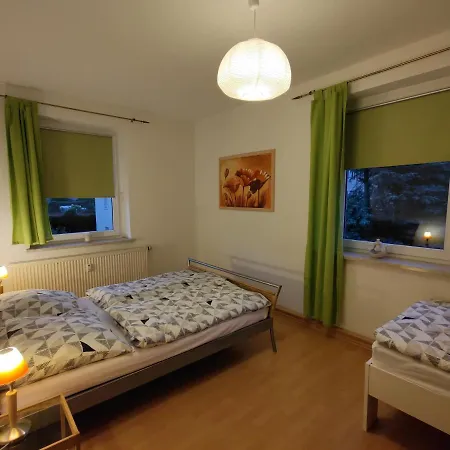Oelsnitz Am Hegebach Mit Netflix Und Parkplatz Self Check-in Oelsnitz (Erzgebirge)